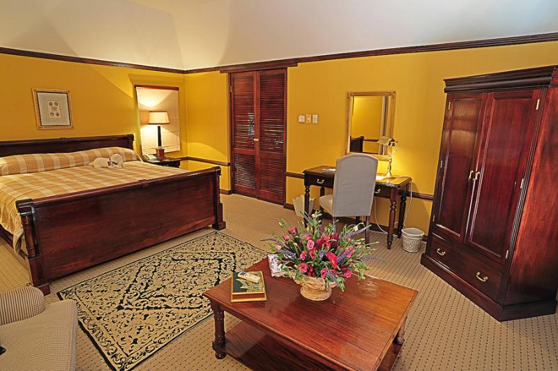 De Hoek Country Hotel Magaliesburg Exterior photo