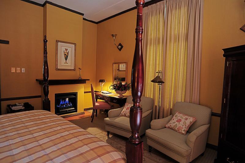 De Hoek Country Hotel Magaliesburg Exterior photo