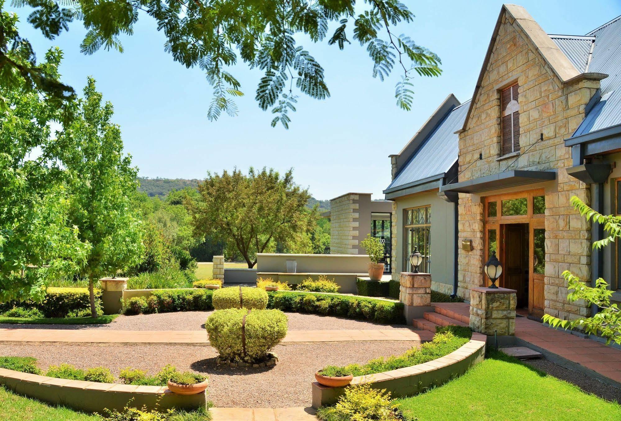 De Hoek Country Hotel Magaliesburg Exterior photo